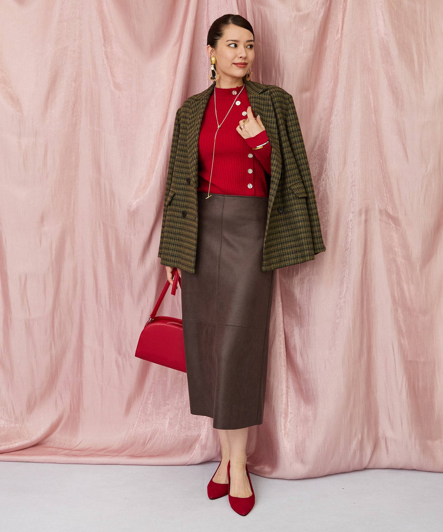 51-5650【FONT LAB】アシンメトリー釦ハイネックリブニット