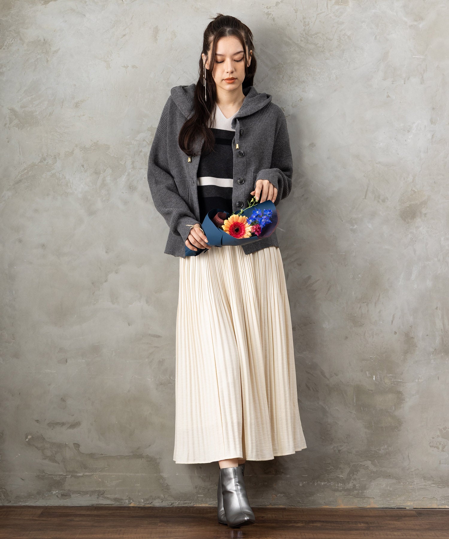 【JETSET SOLO PLUS】マシュマロタッチミラノVネックニット