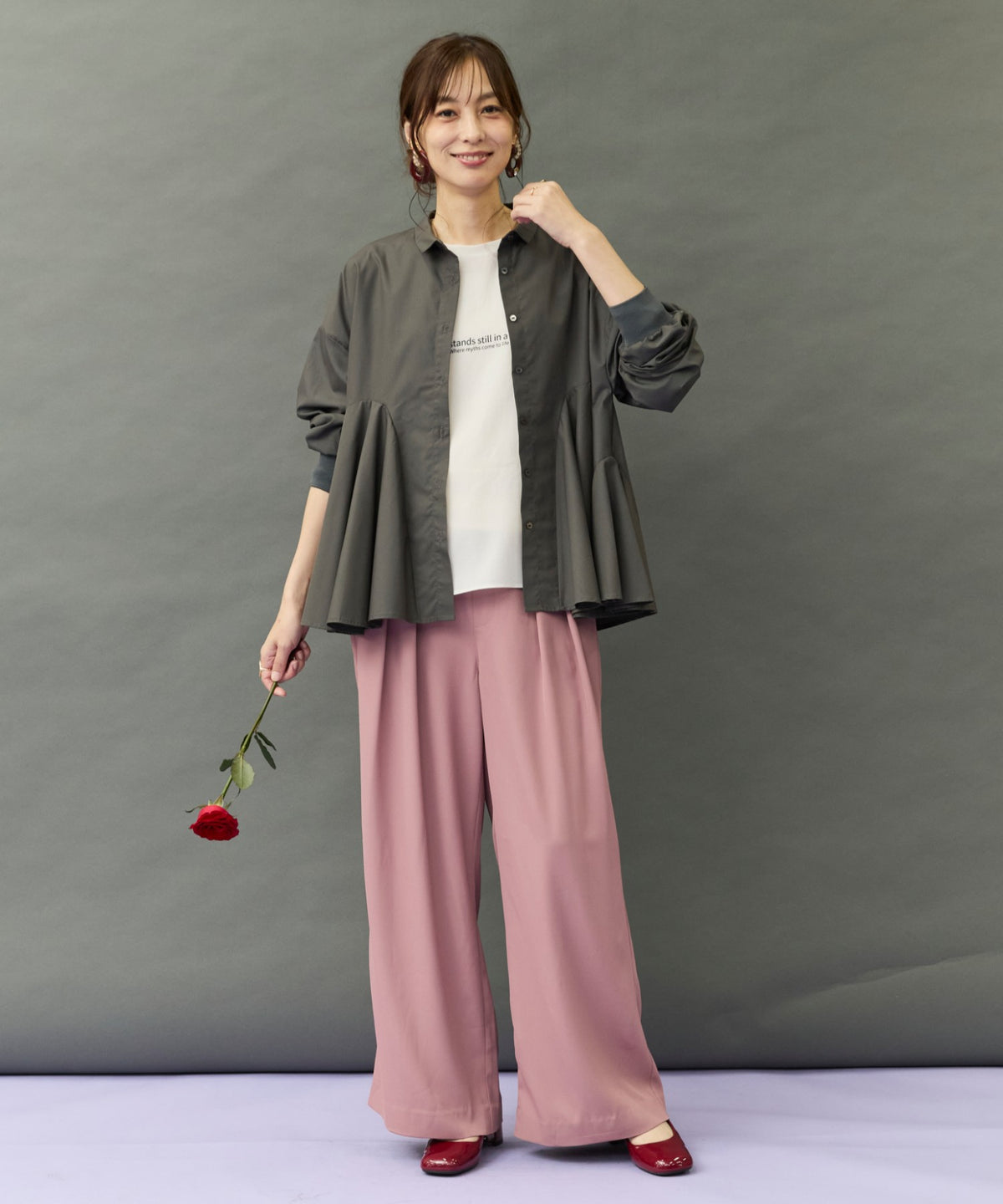 ソフトドレープツイルフレアワイドパンツ
