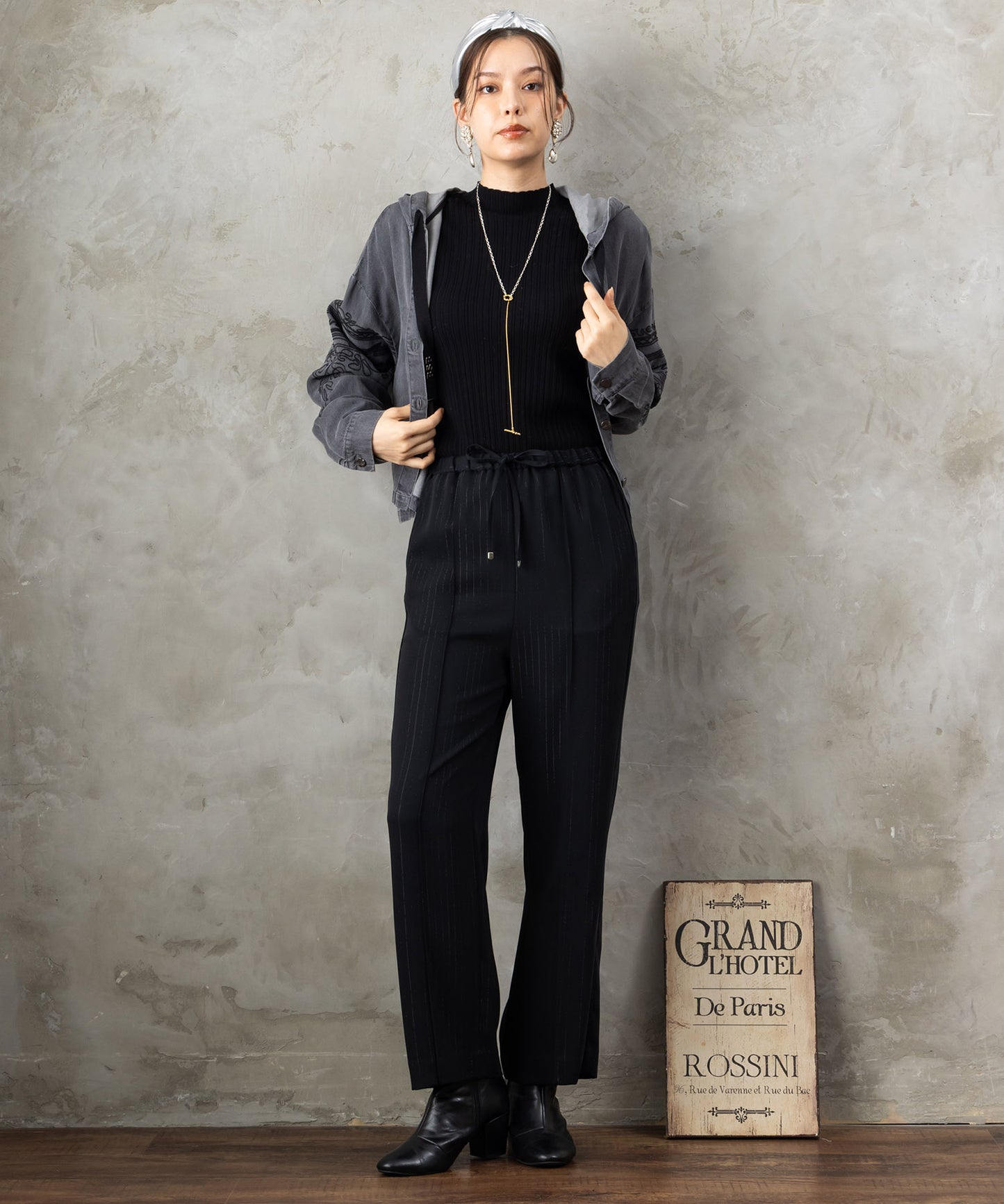 12-1898【JETSET SOLO PLUS】ラメピンストライプイージーパンツ