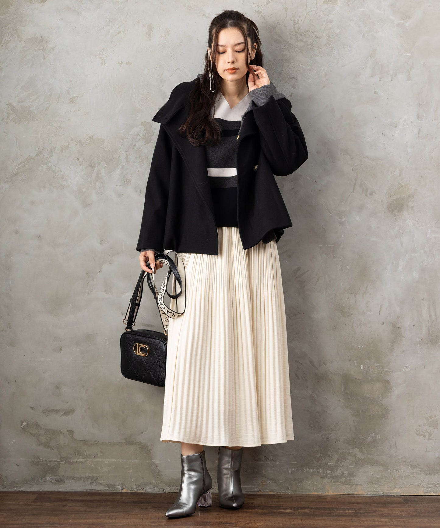 【JETSET SOLO PLUS】マシュマロタッチミラノVネックニット