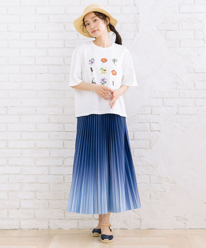 NUMPH オーガニックコットンフラワーエンブロイダリーTシャツ