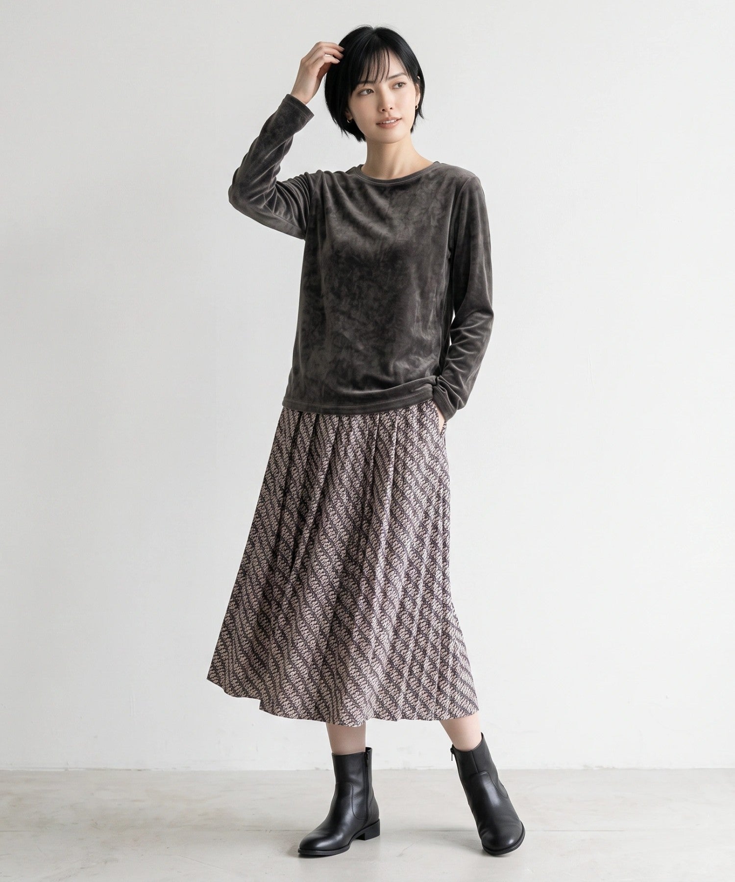 【JETSET SOLO PLUS】シアーフロッキーベロアロングTシャツ