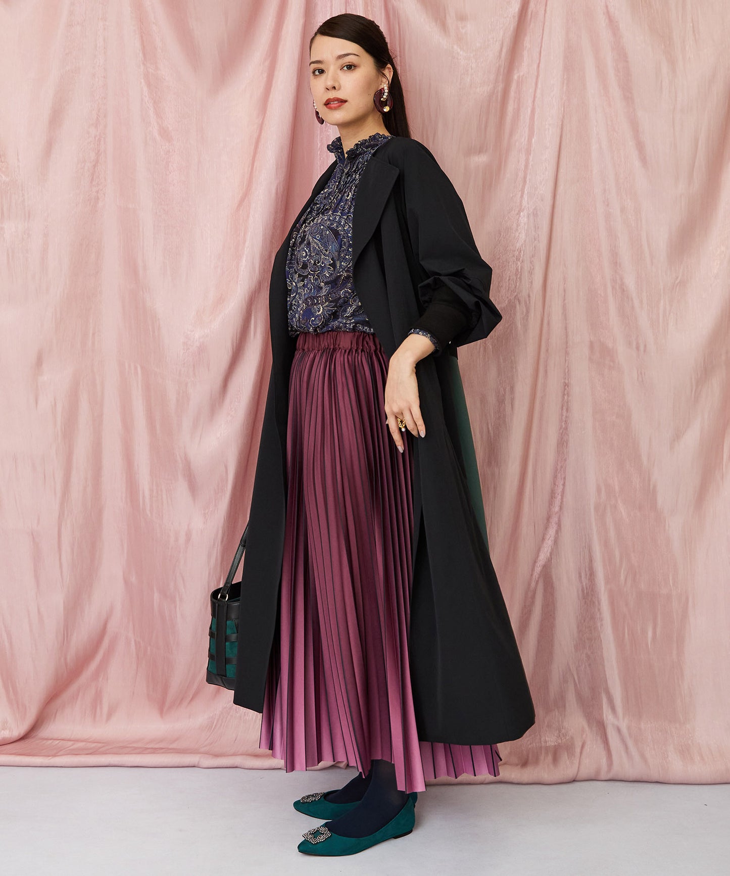 01-5917【ARTLOVE】ペイズリーピンタックブラウス