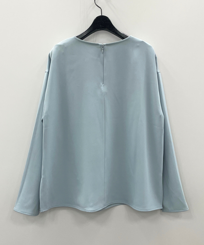 【JETSET SOLO PLUS】ソフトドレープツイル釦スリーブブラウス