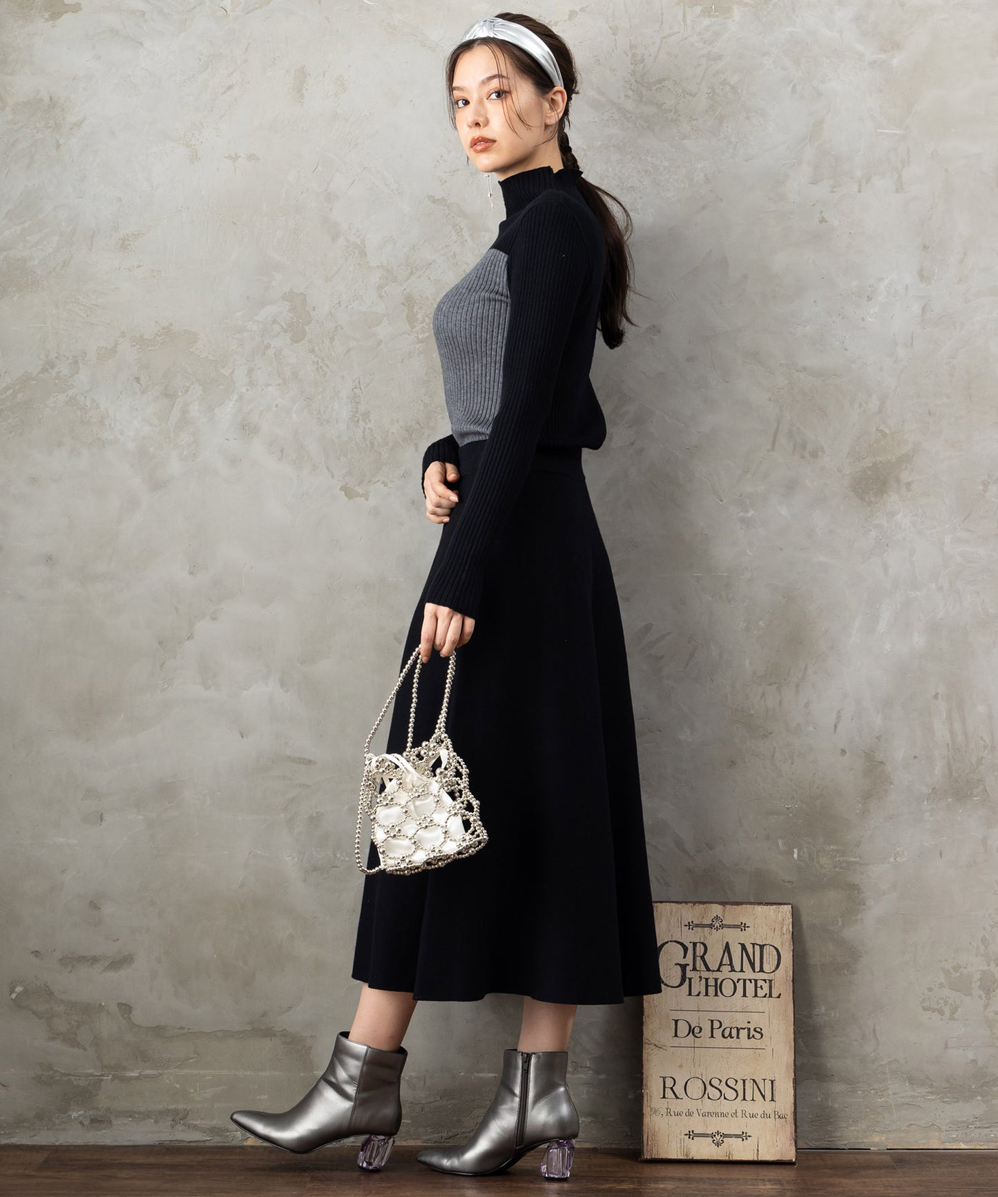 58-5669【FONT LAB】バイカラーボトルネック×ケープアンサンブル