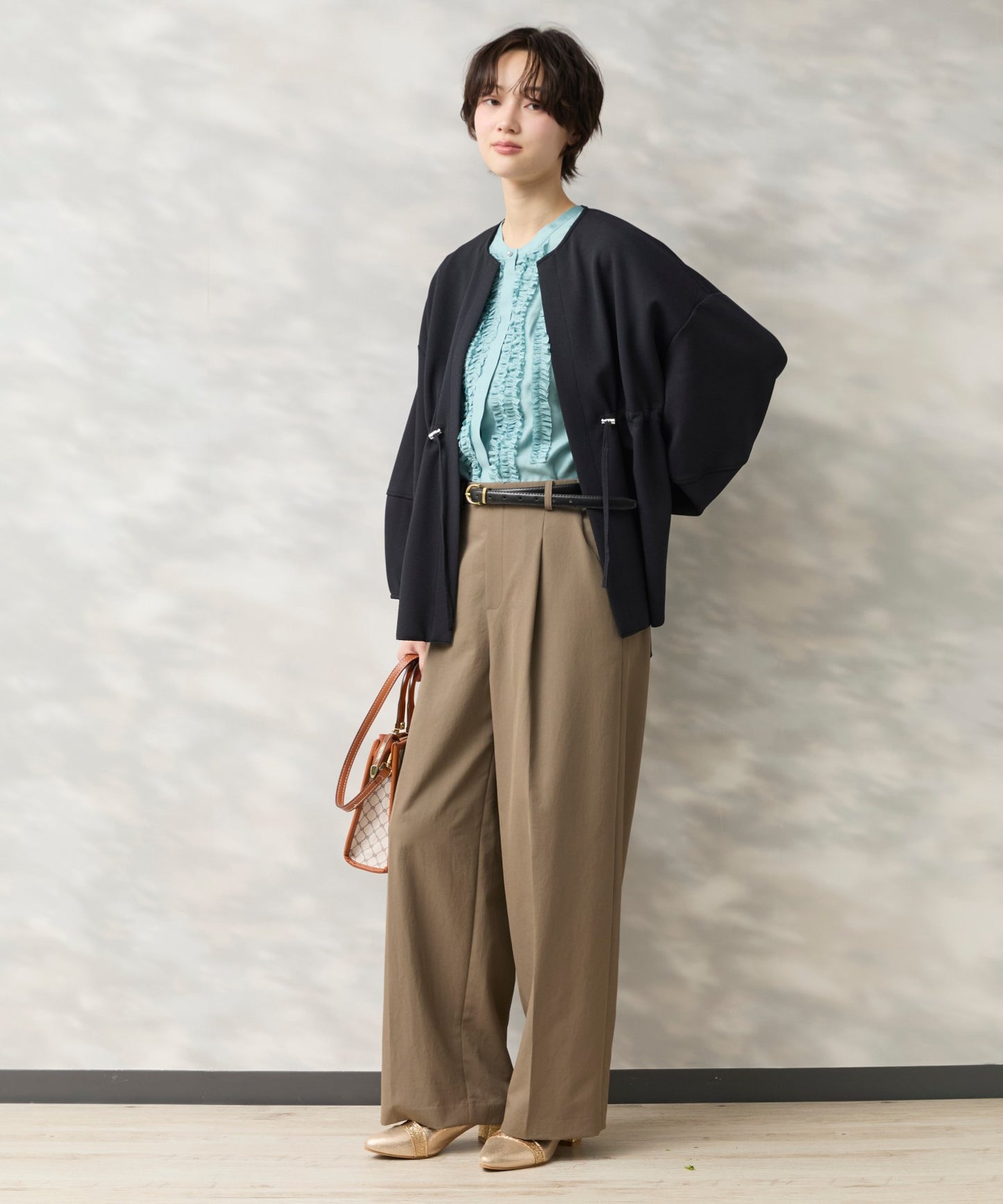 12-1908　【JETSET SOLO PLUS】NEWシェルタリングタックパンツ