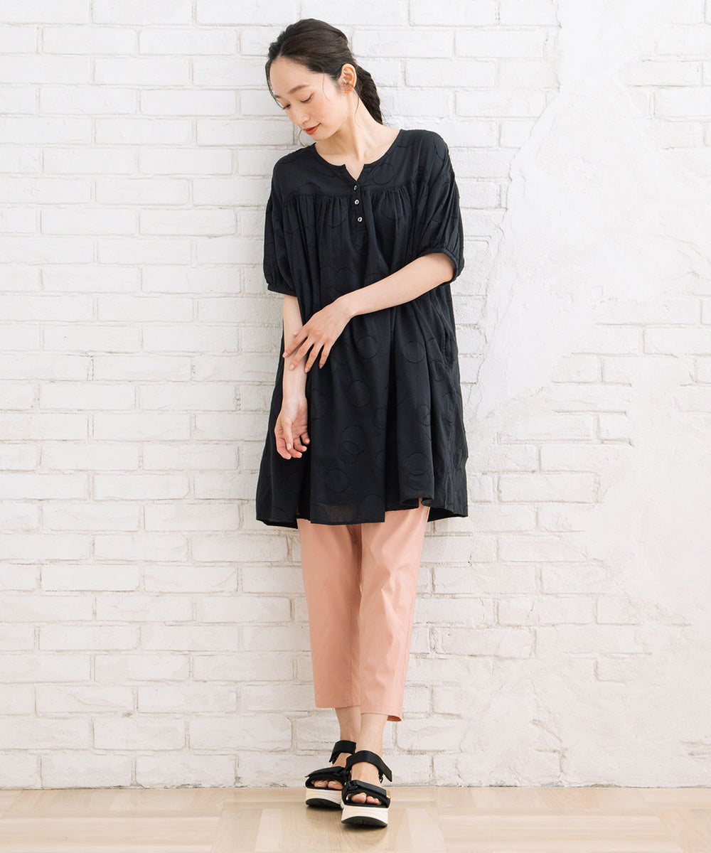 21号(6L～) INDESIGN ドットジャガード＆エンブロイダリーチュニック