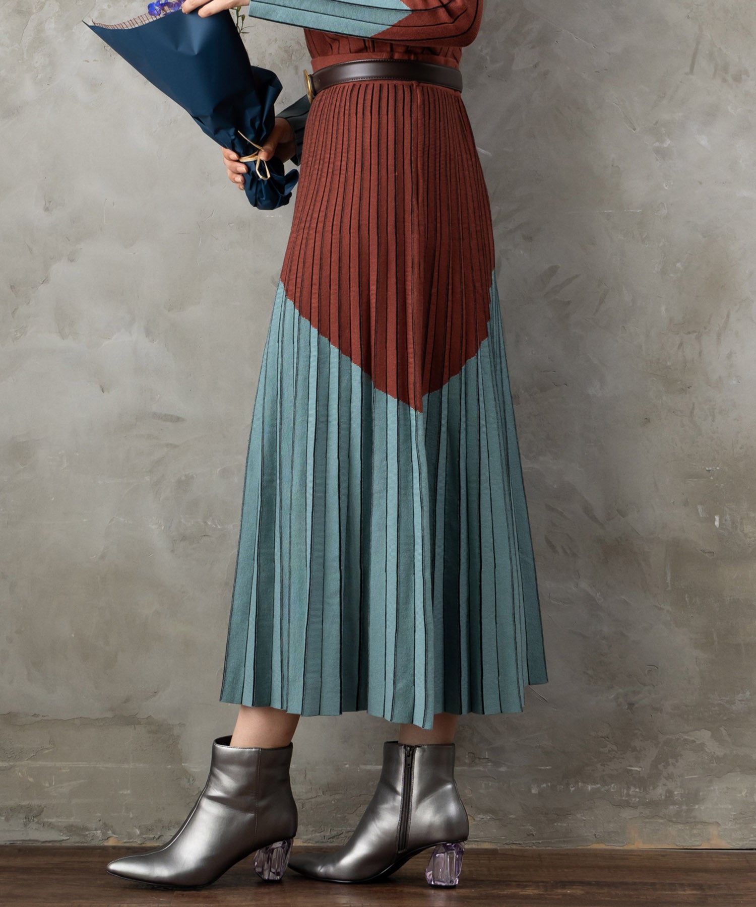 【SKATIE】バイカラーニットスカート