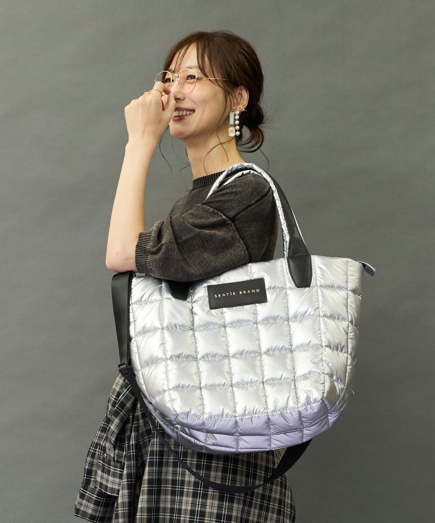 【SKATIE】メタリックパテッドトートBAG
