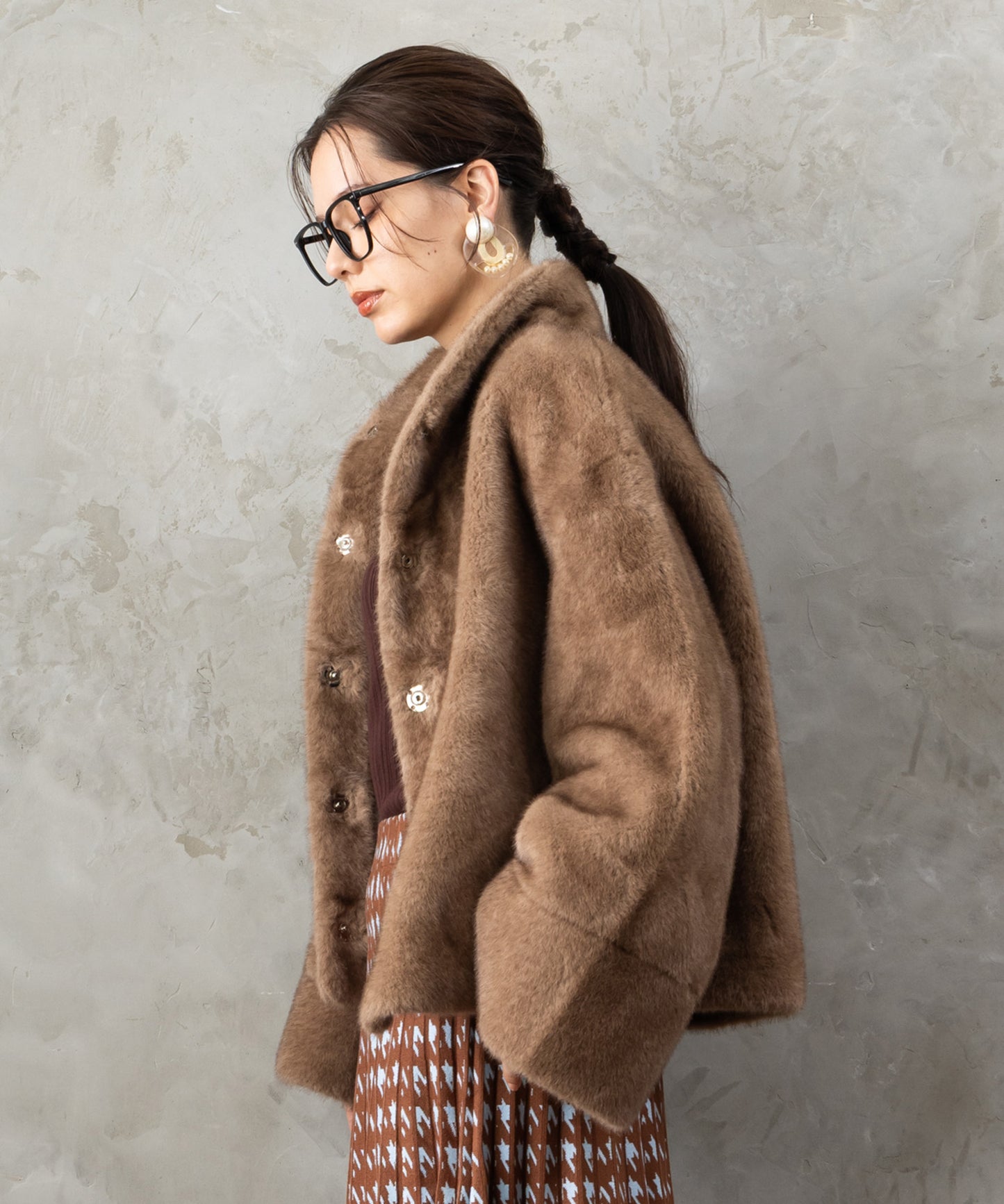 73-5575【DERHY】アルパカライクファースタンドカラーショートコート