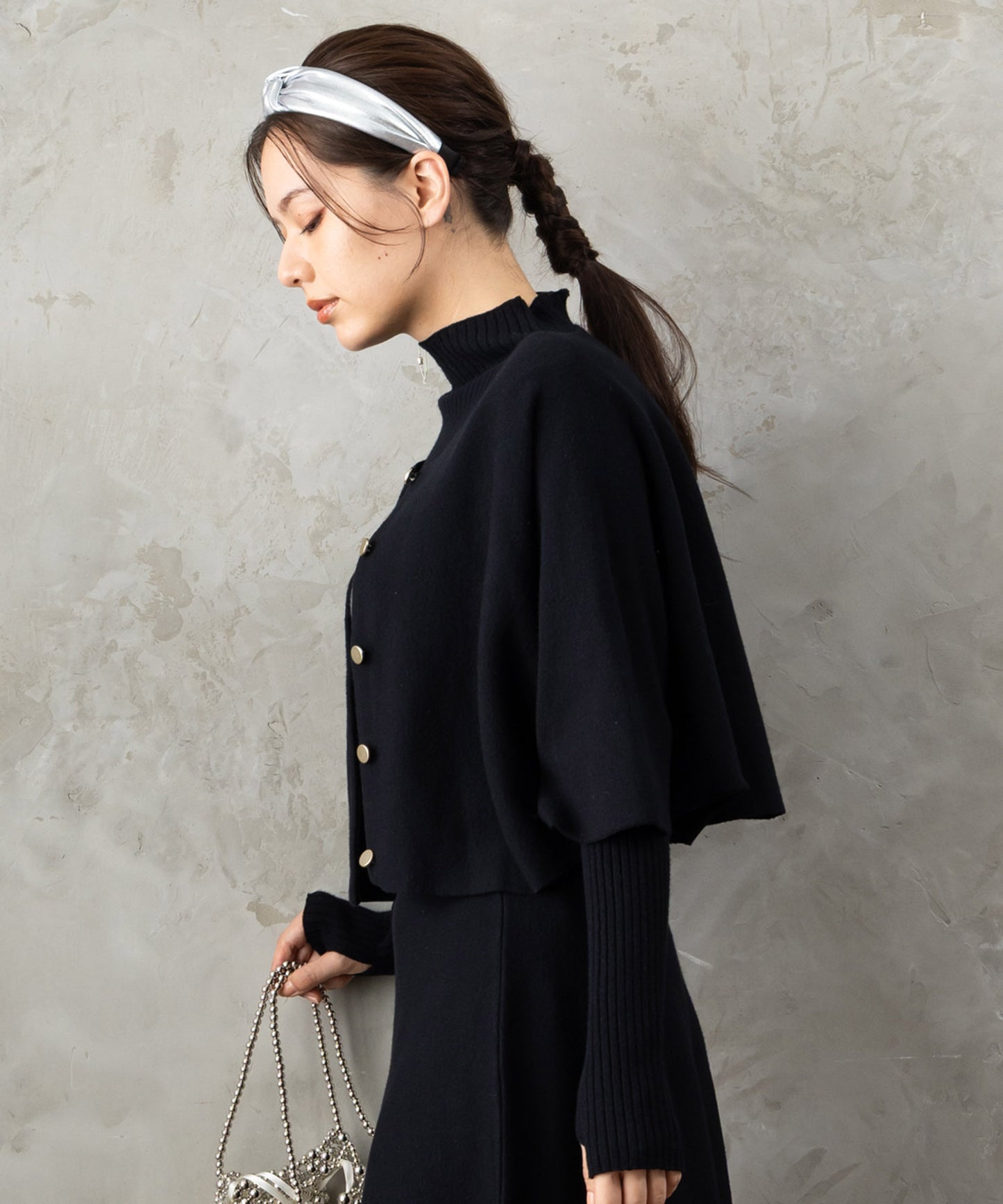 58-5669【FONT LAB】バイカラーボトルネック×ケープアンサンブル