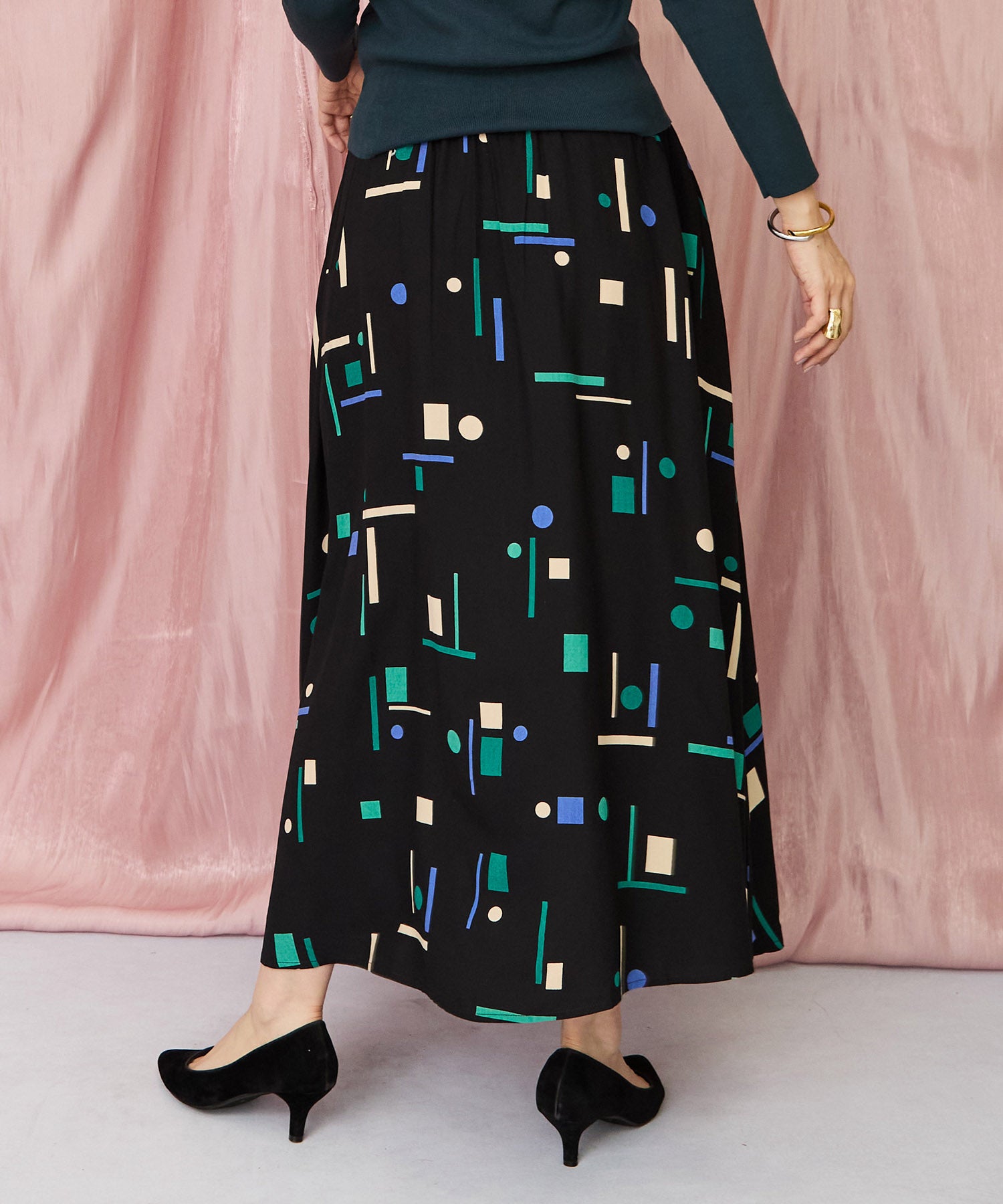 【INDESIGN】ミッドナイトジオメトリーフレアスカート