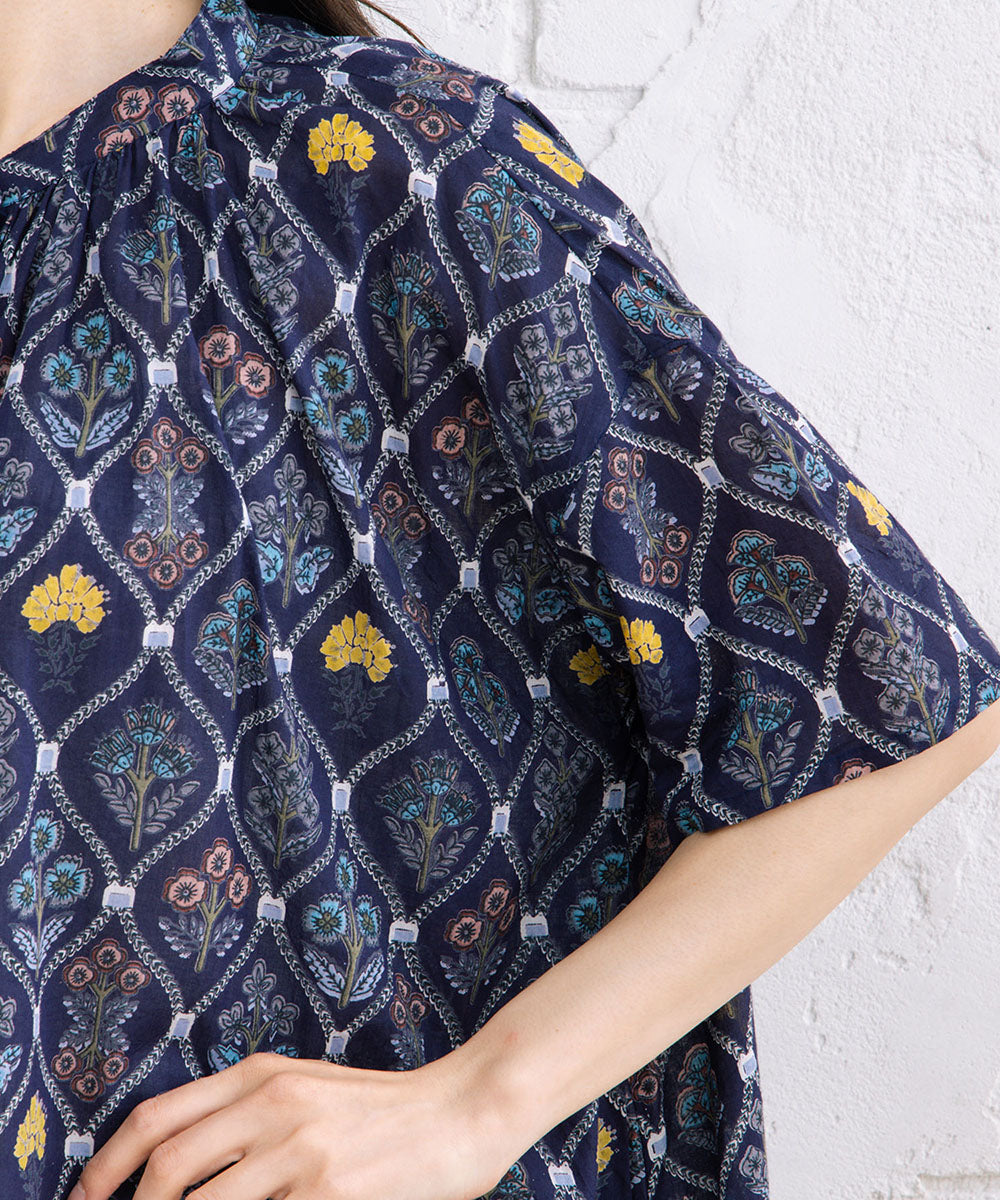 フラワータイルプリントチュニック