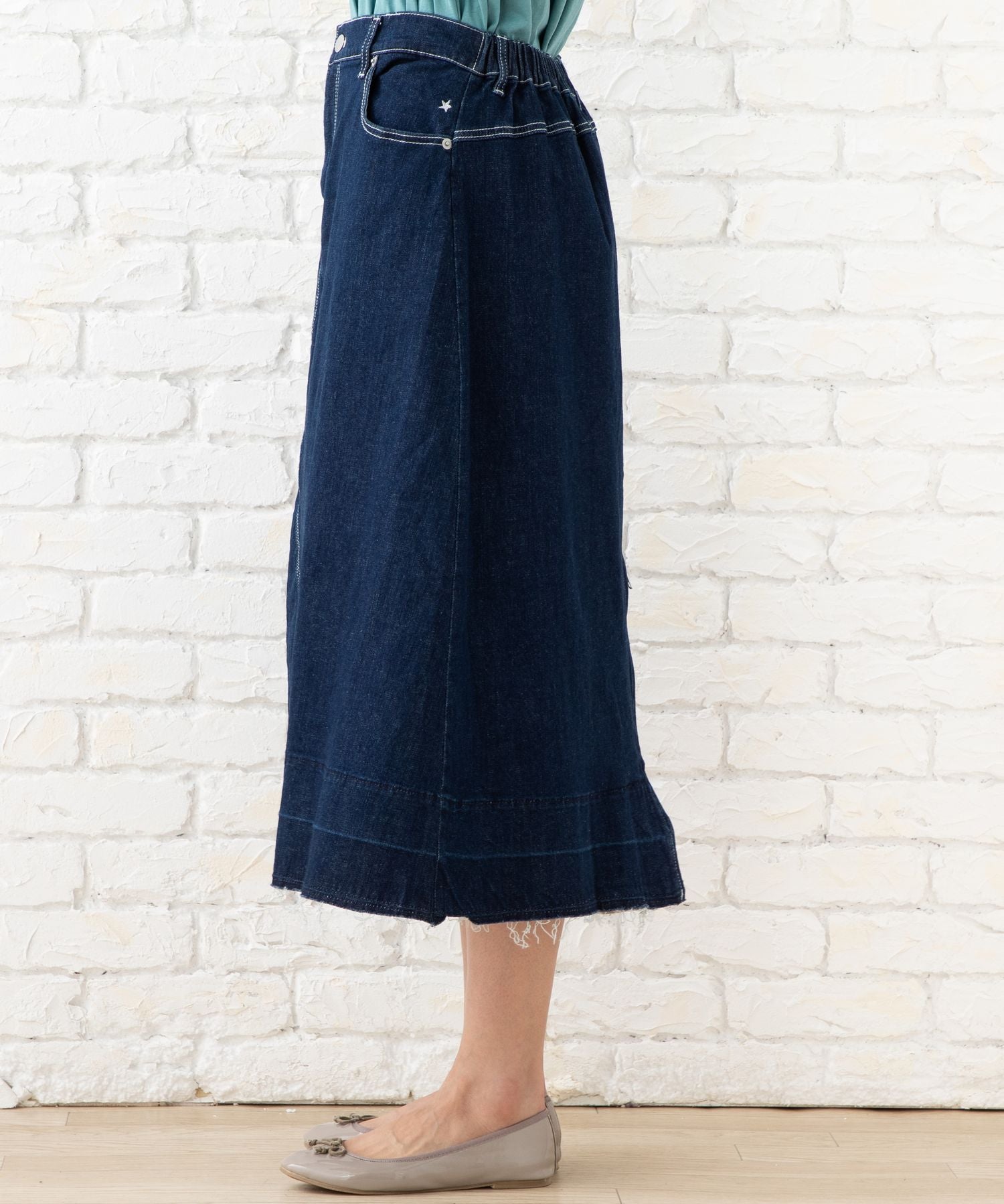 【大きいサイズ】21号(6L) FONT LAB スター刺繍バックジップデニムスカート